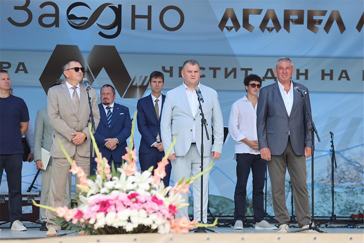 Хиляди празнуваха Деня на миньора с „Асарел-Медет“